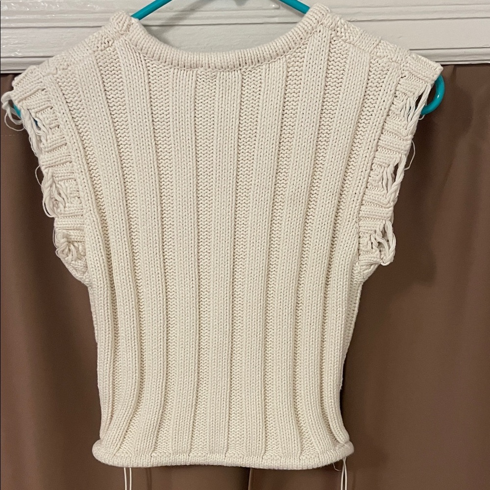 Zara Ivory Ribbed Knit Top - Picture 2 of 5